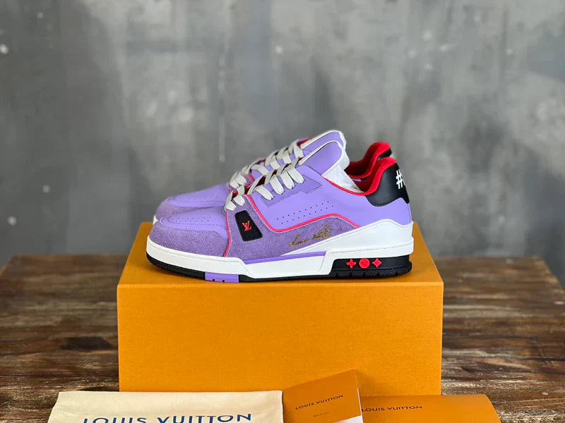 LV *Trainer